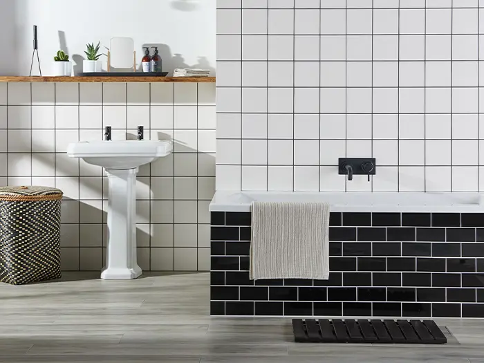 Badkamer landelijk kleine tegel